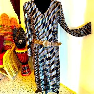 GENERATION Basic Cotton Long Sleeve Native Print Maxi Dress! Great condition. 10